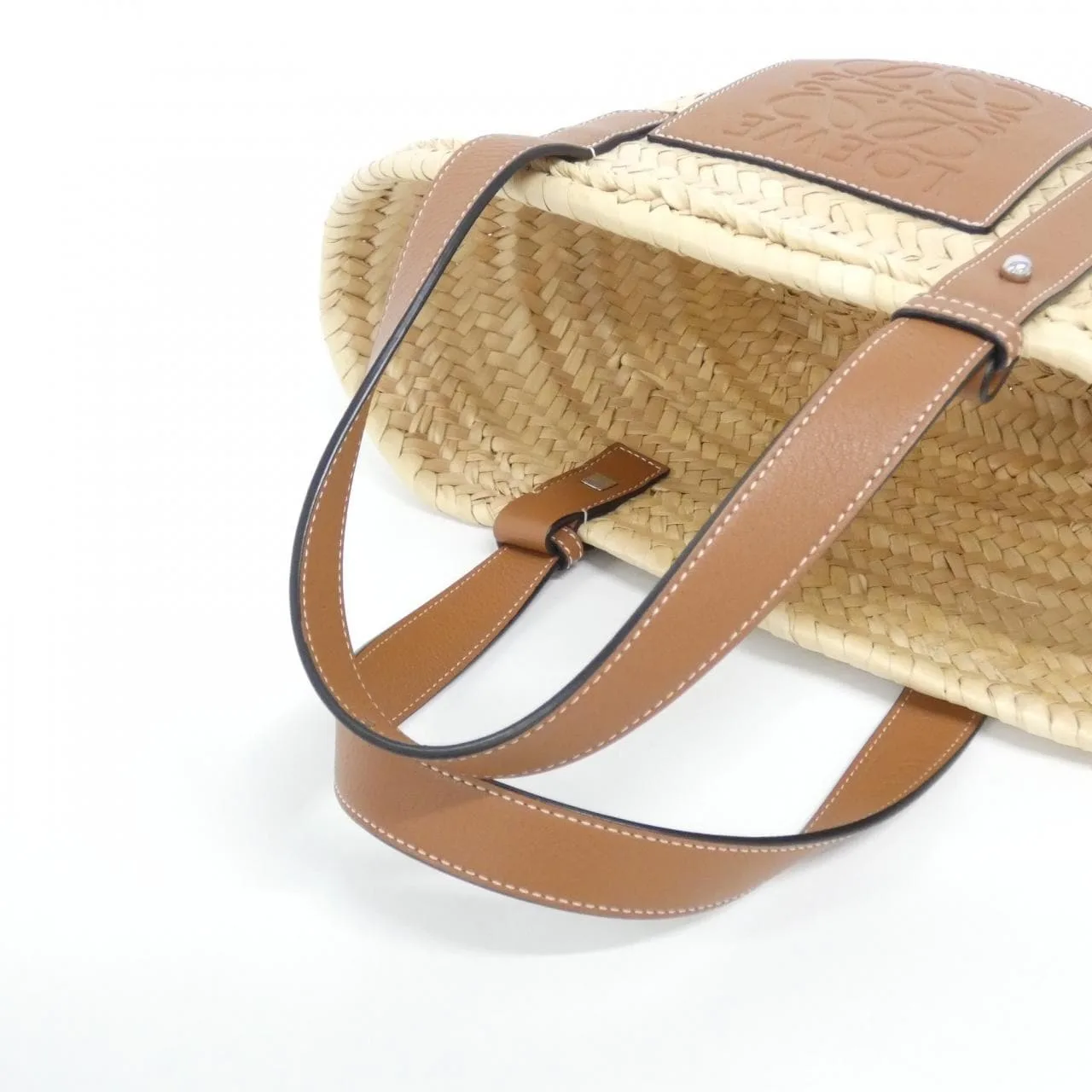 LOEWE 327 02 S93 Handbag 4