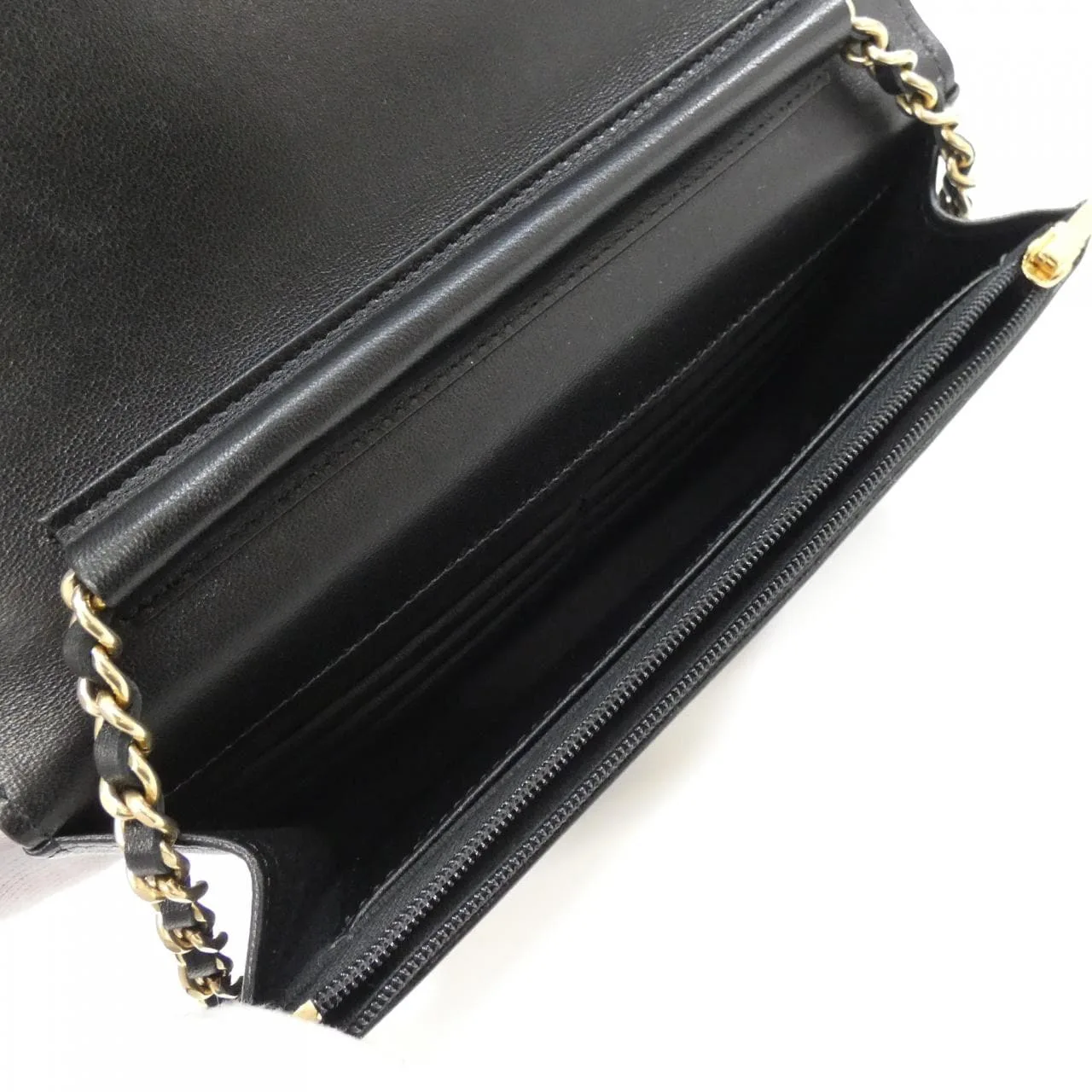 CHANEL Chanel 19 AP3076 Wallet Lambskin 8