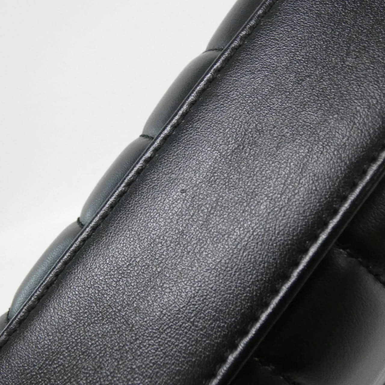 SAINT LAURENT Loulou 467072 DV706 肩背包 3