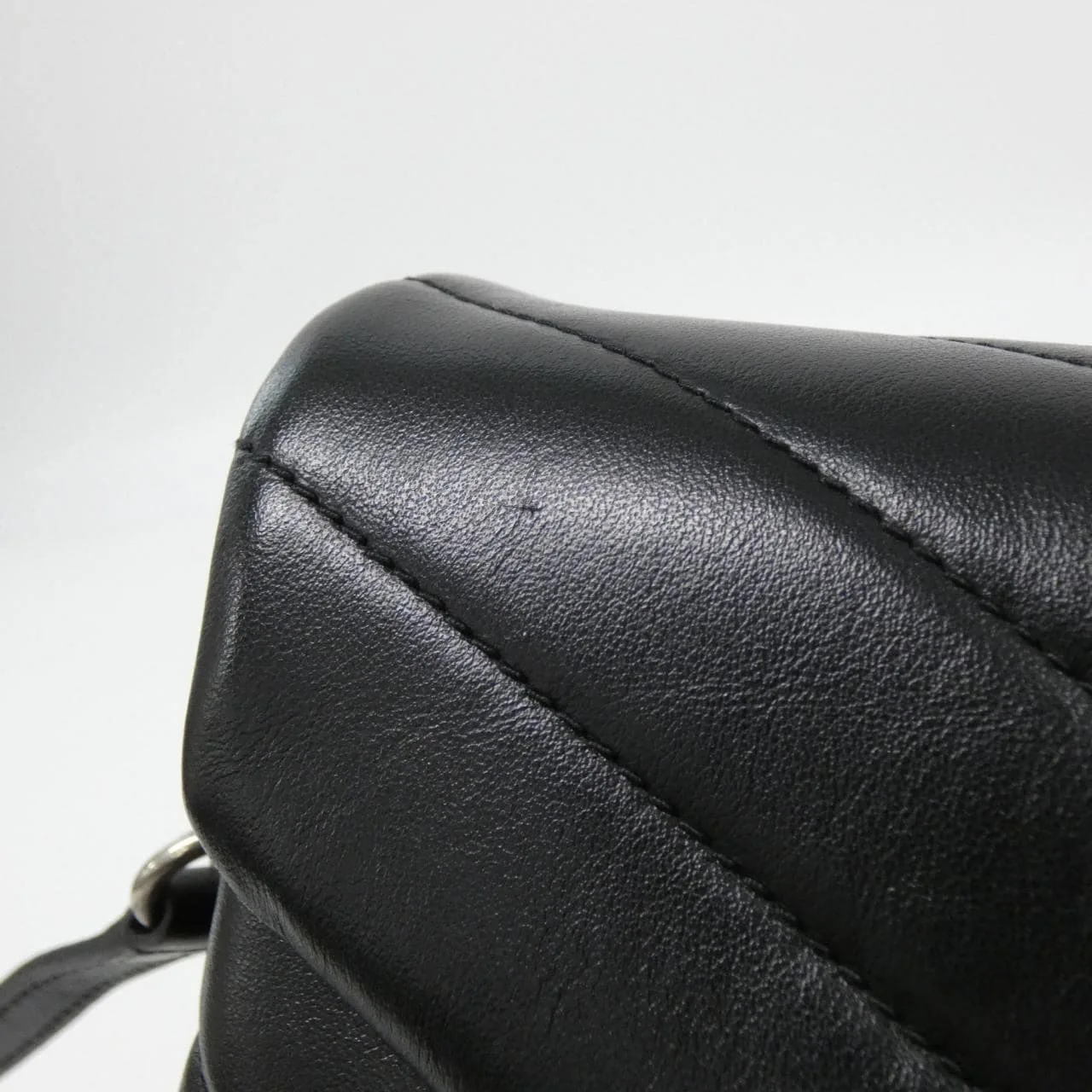 SAINT LAURENT Loulou 467072 DV706 肩背包 4