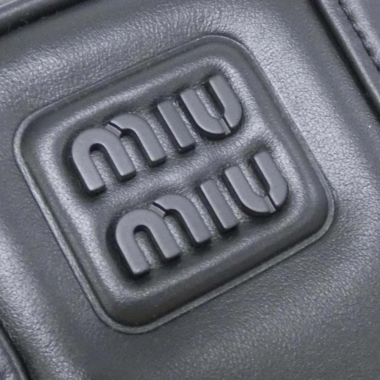 MIU MIU 5BB191 手提包 4