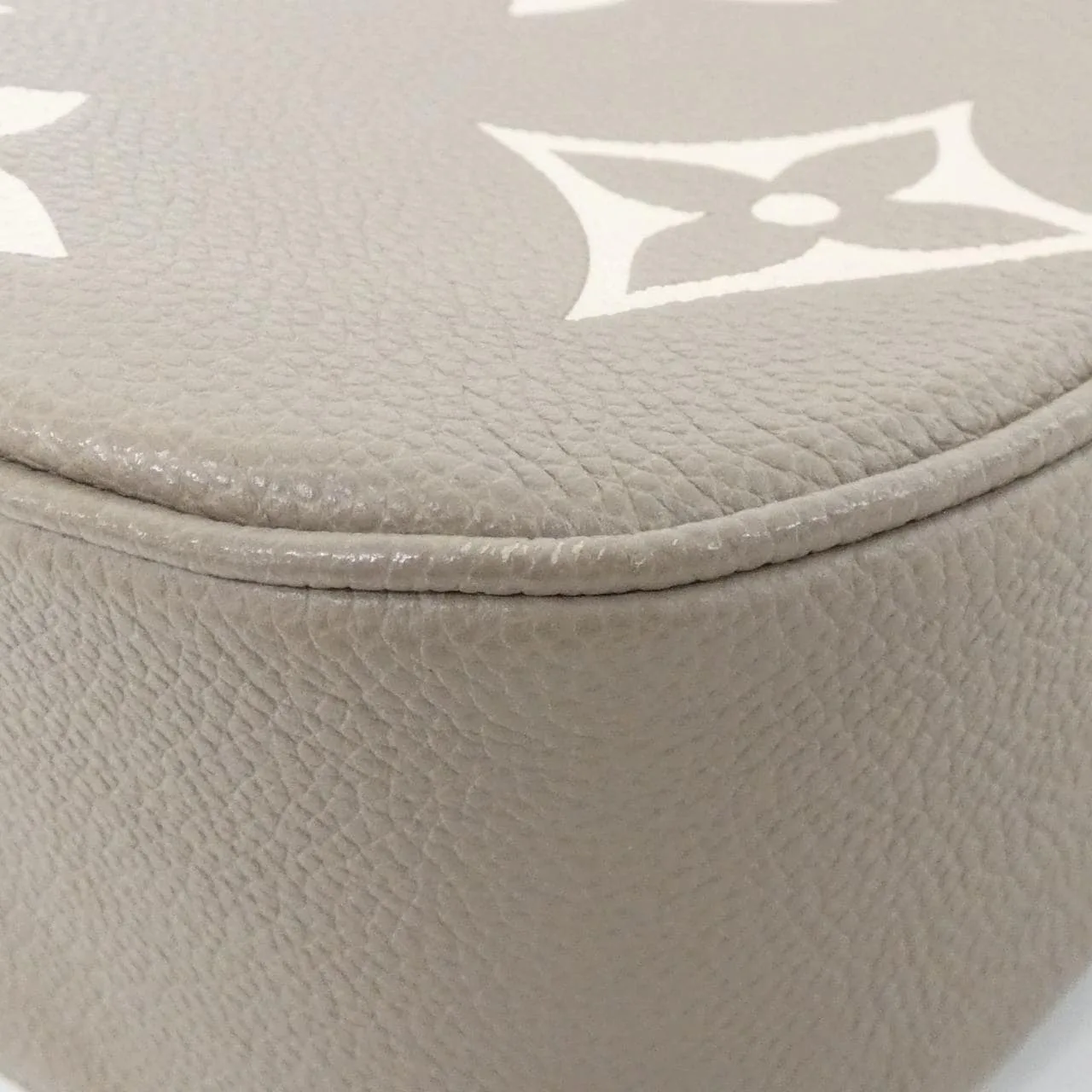 LOUIS VUITTON M46112 肩背包 Monogram 2