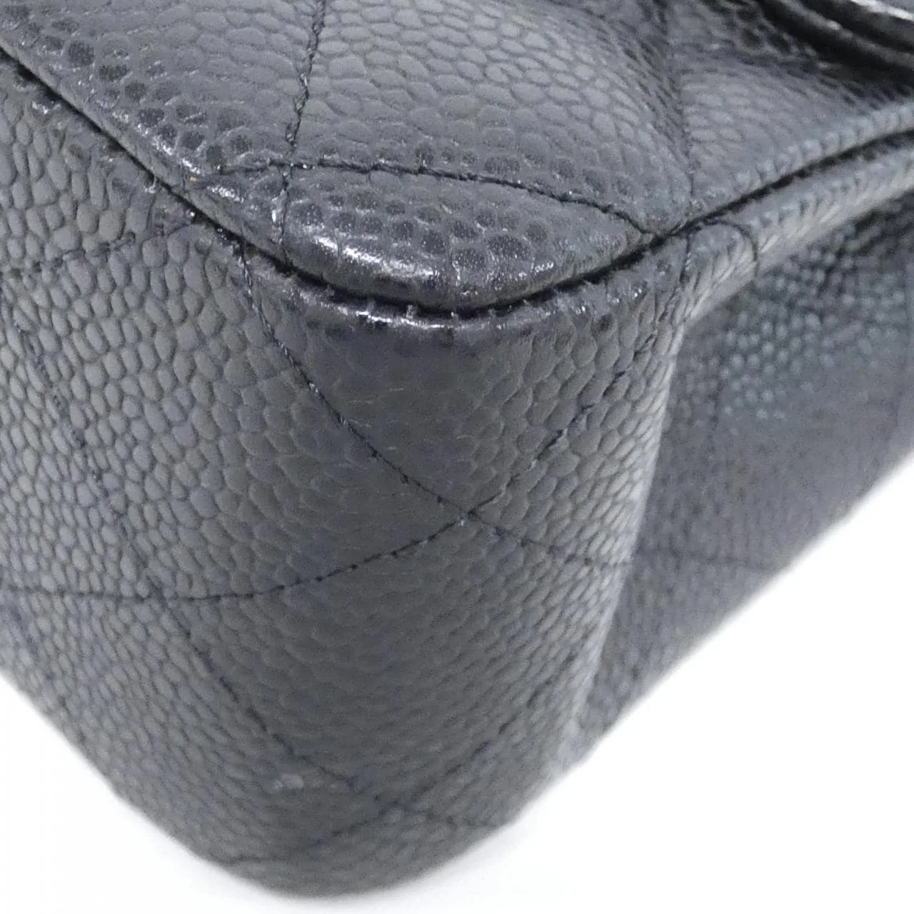 CHANEL Matelasse 1112 Shoulder Grained Calfskin 3