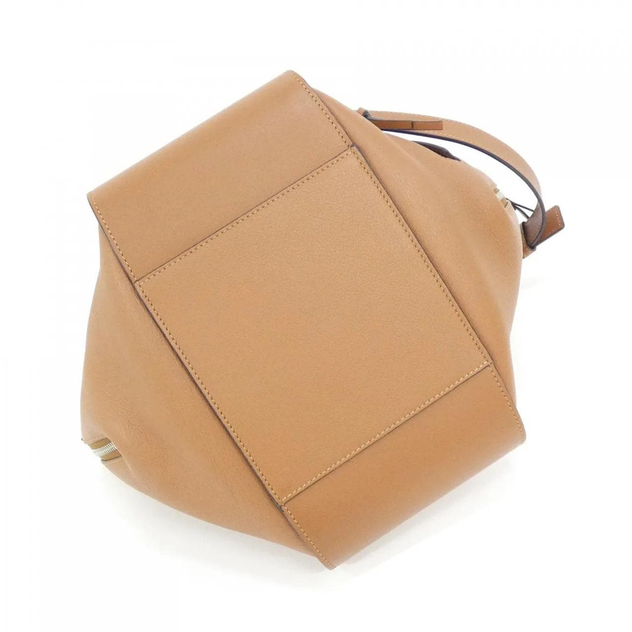 LOEWE Hammock 387 30 S35 肩背包 3