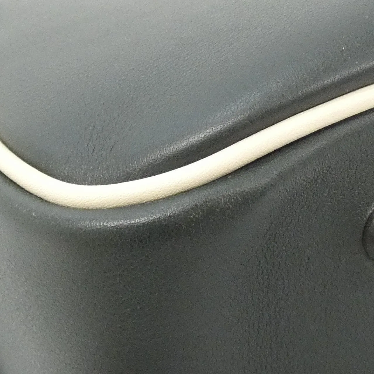 HERMES Plume 070525CK 手提包 Swift 2