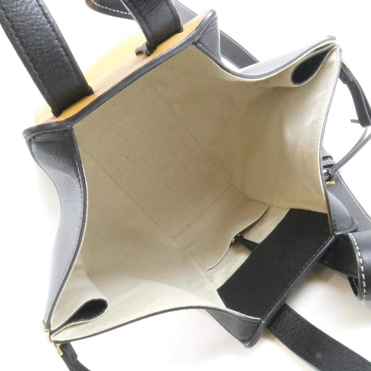 LOEWE Hammock 387 30PS35 肩背包 8