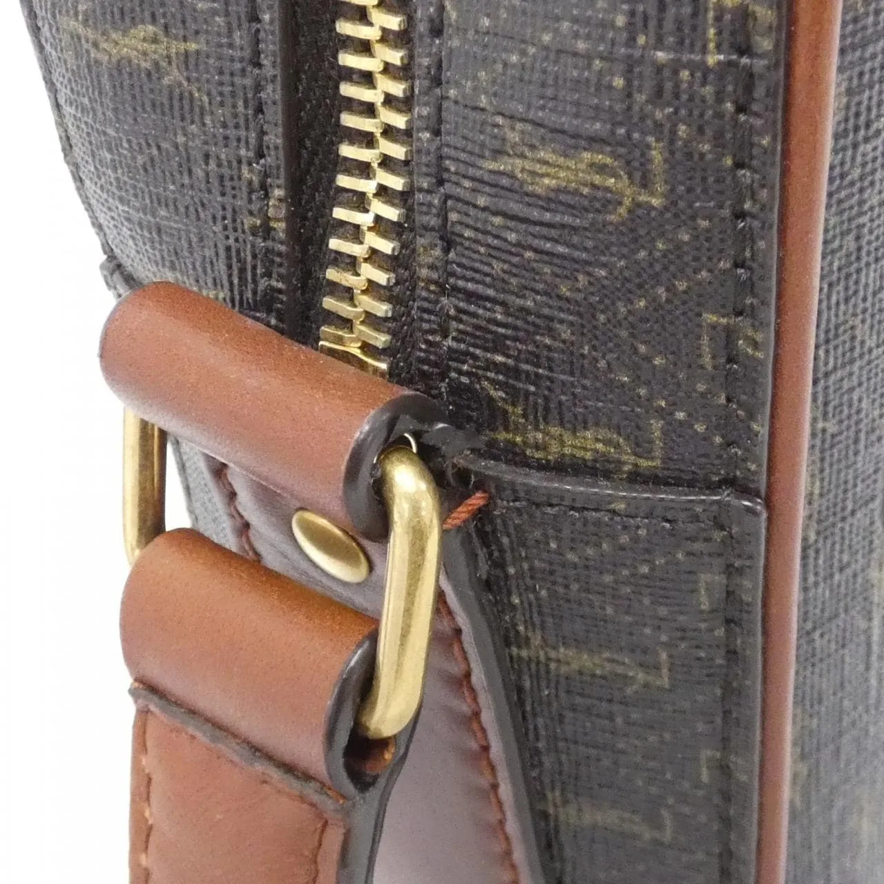 SAINT LAURENT 669957 2UY2W 肩背包 Monogram 6