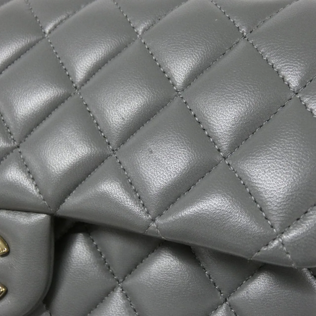 CHANEL Matelasse 1113 Shoulder Lambskin 5