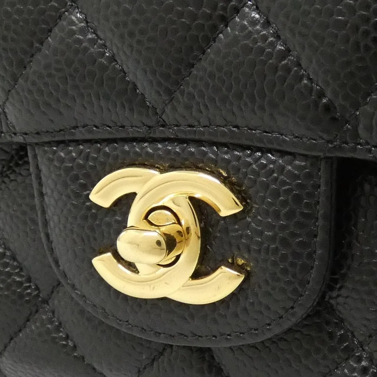 CHANEL Matelasse 1112 Shoulder Grained Calfskin 4