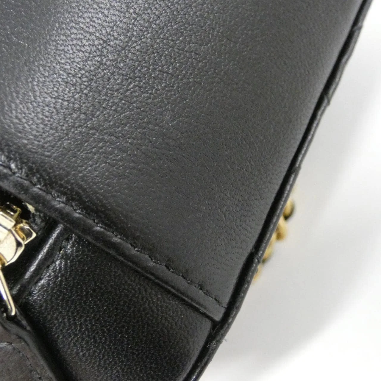 CHANEL Timeless Classic AP2463 肩背包 羊皮 3