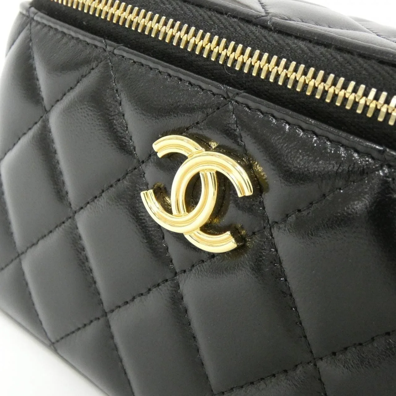 CHANEL Chanel 19 AP3315 Handbag Lambskin 5
