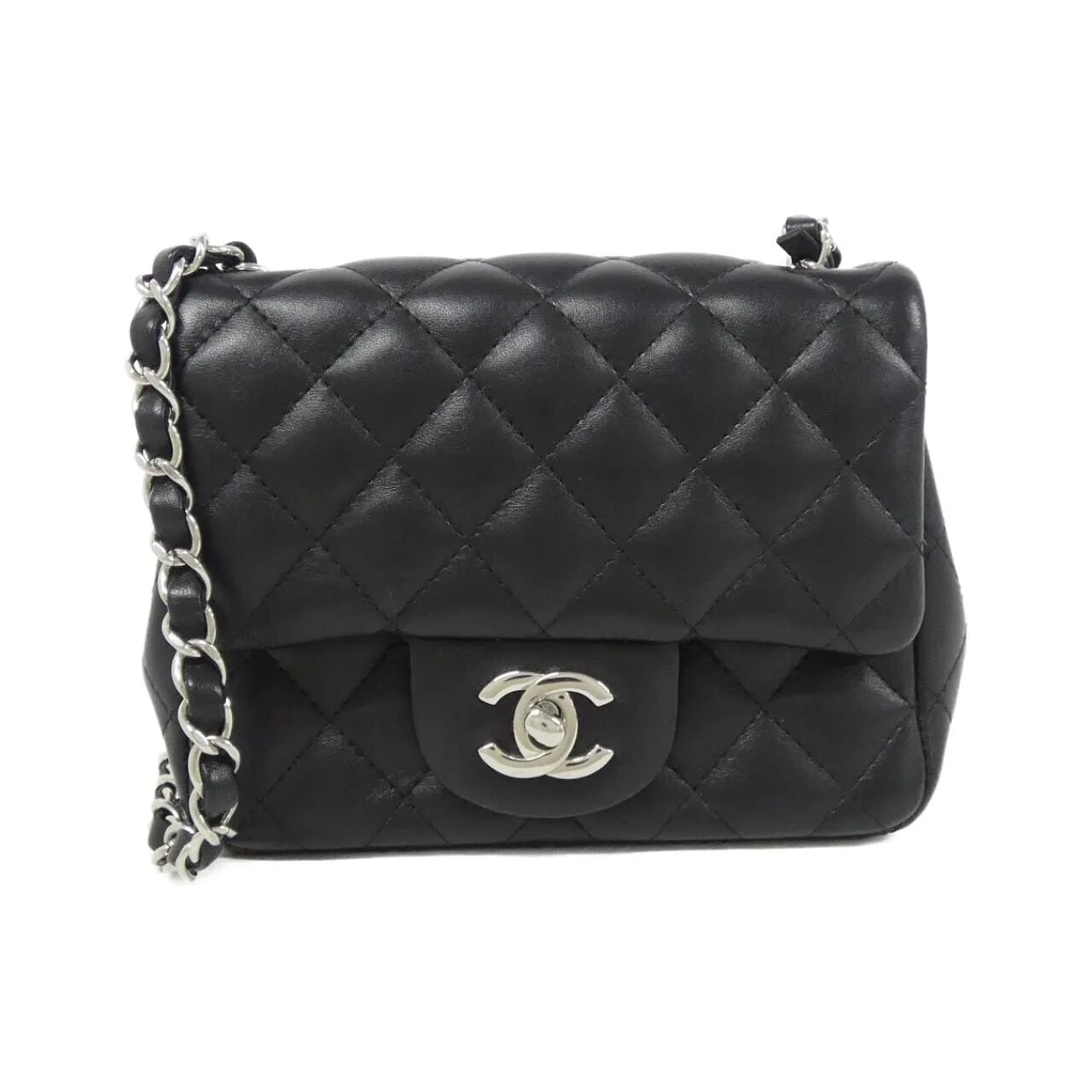 CHANEL Matelasse 35200 Shoulder Lambskin