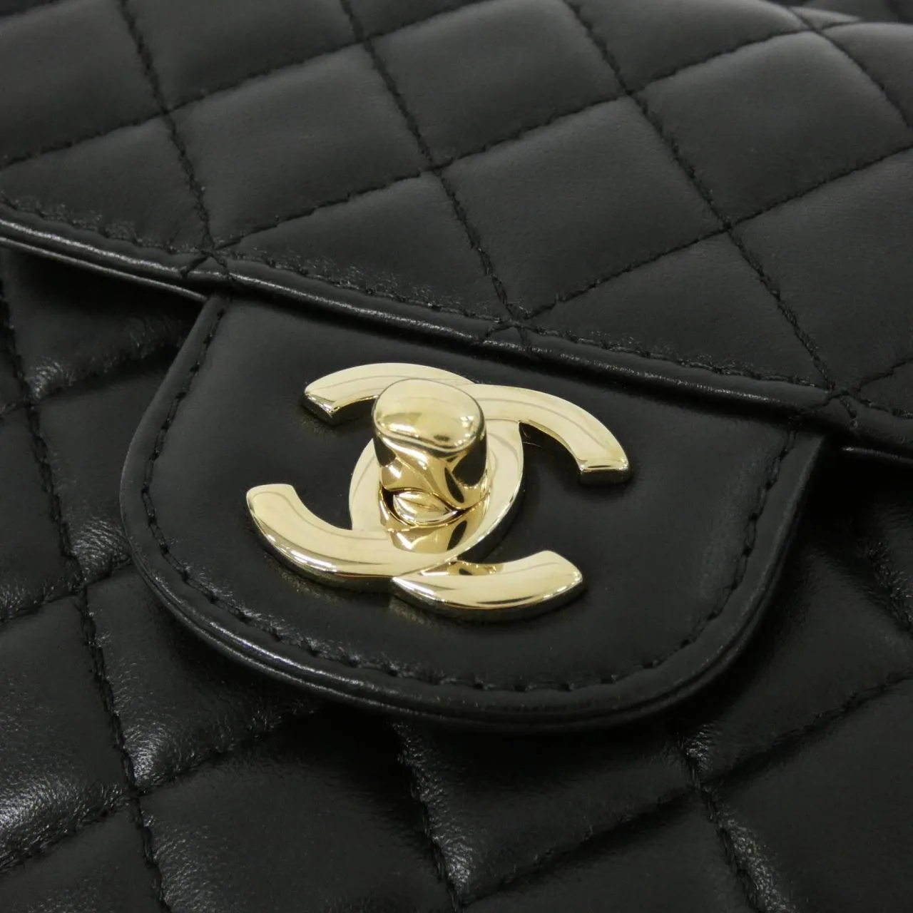 CHANEL Chanel 22 AS3191 Shoulder Lambskin 5