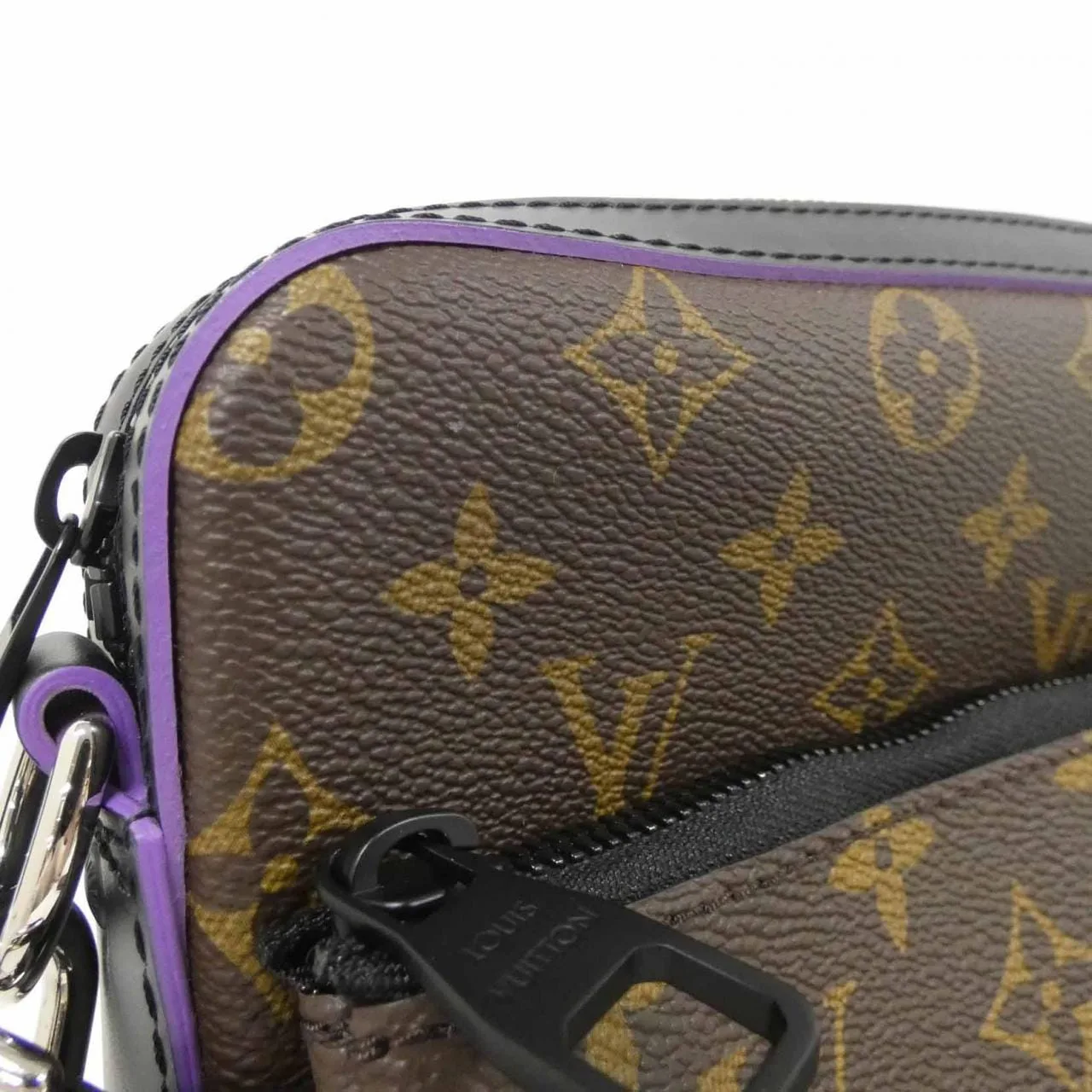 LOUIS VUITTON M46266 肩背包 Monogram 4
