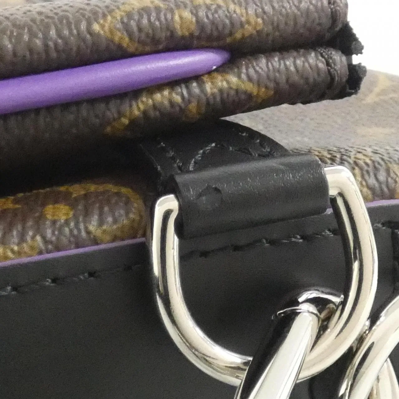 LOUIS VUITTON M46266 肩背包 Monogram 5