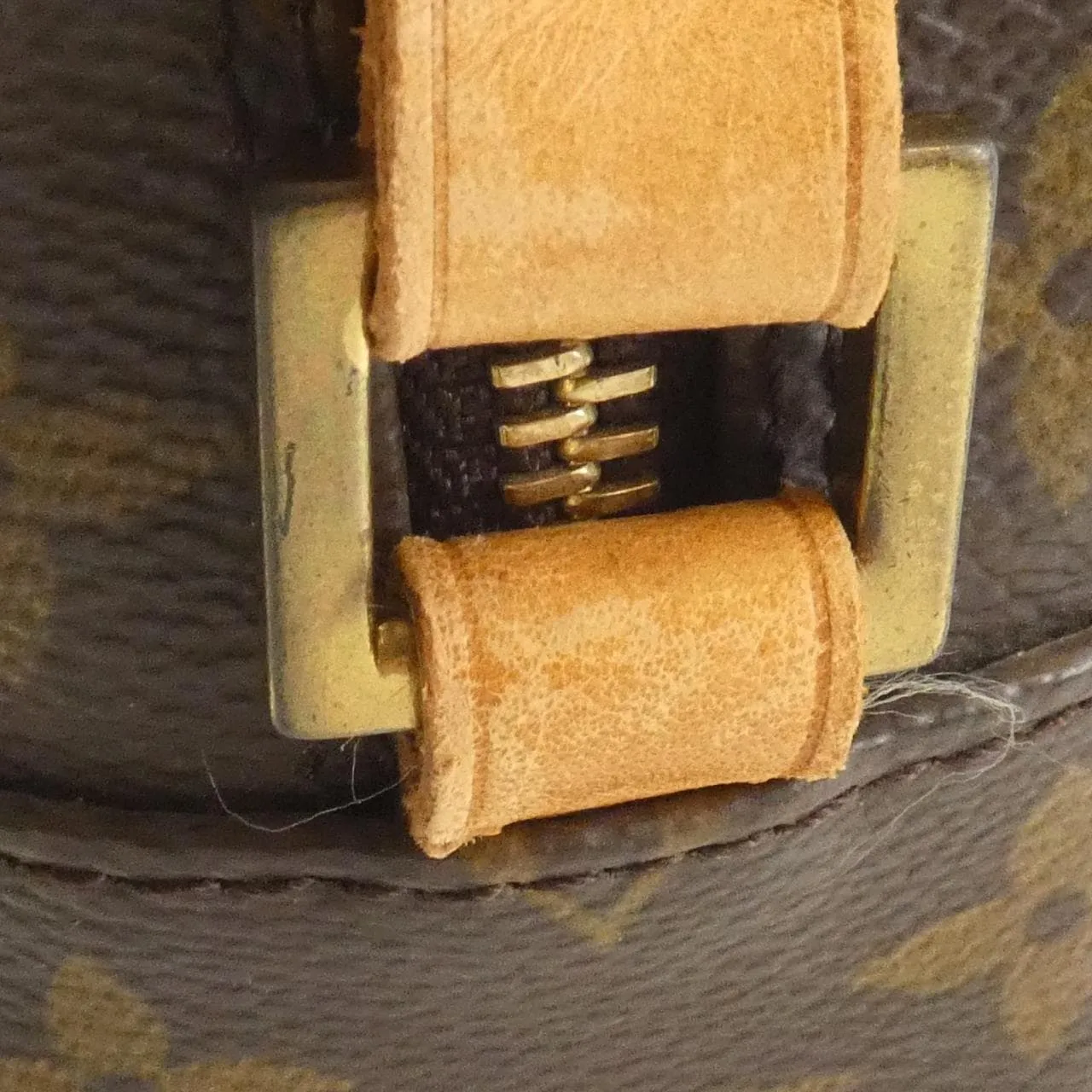 LOUIS VUITTON Pochette M51183 Shoulder Monogram 5