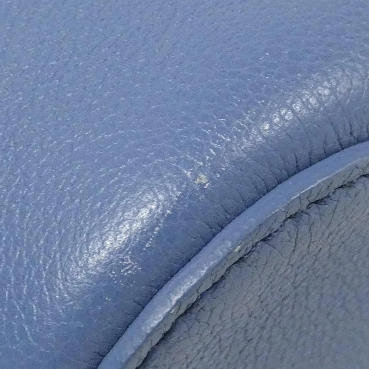 LOUIS VUITTON M51413 肩背包 3