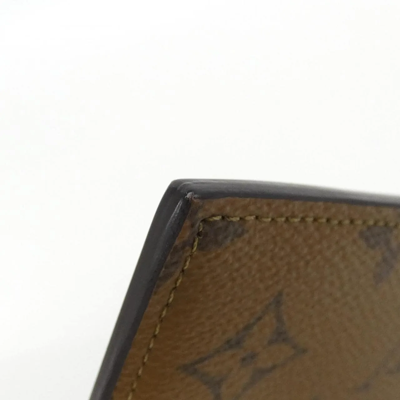 LOUIS VUITTON M80390 Wallet Monogram 3