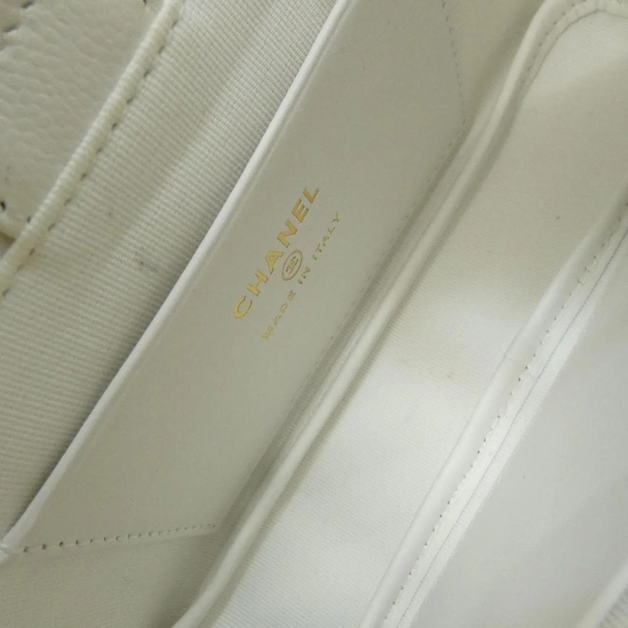 CHANEL Timeless Classic AP4423 Wallet Grained Calfskin White Grained Calfskin Rank A - Thumbnail 10