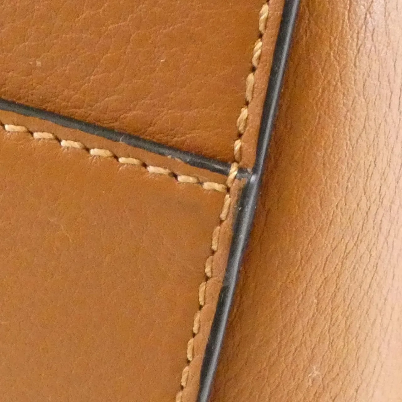 LOEWE Hammock 387 30 S35 Shoulder 4