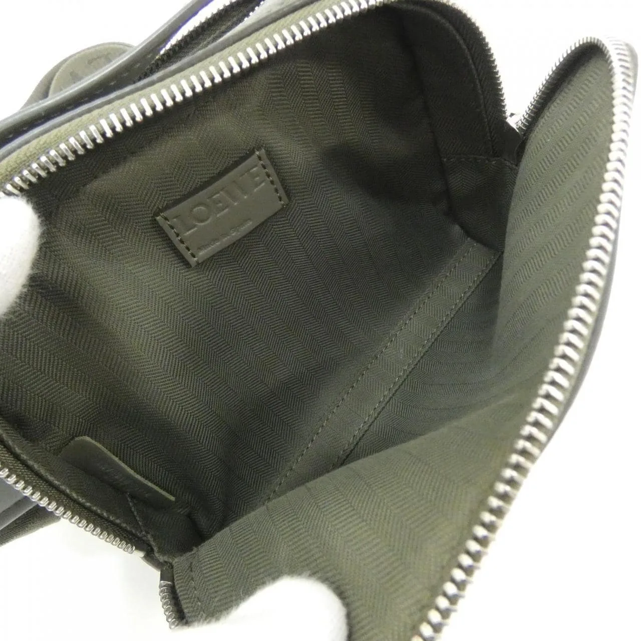 LOEWE C565R41X01 肩背包