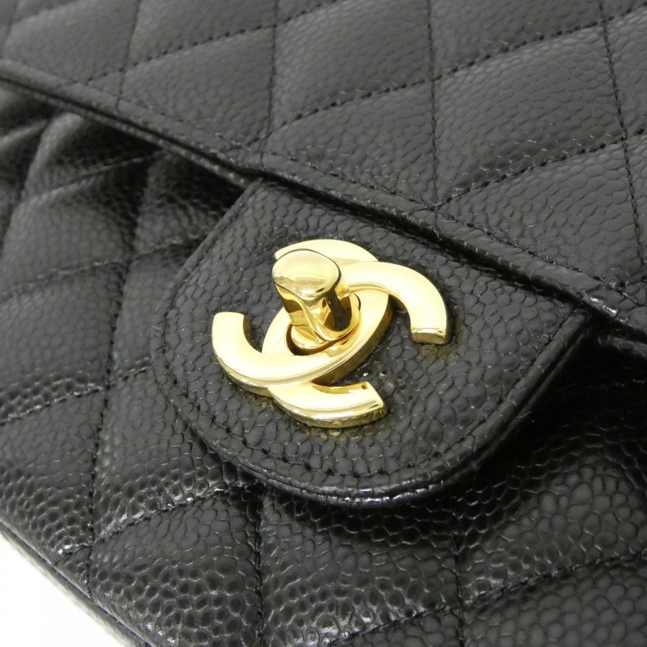 CHANEL Matelasse 1112 Shoulder Grained Calfskin 4