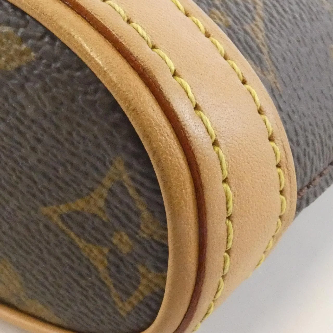 LOUIS VUITTON M80874 Pouch Monogram Black Monogram - Thumbnail 3