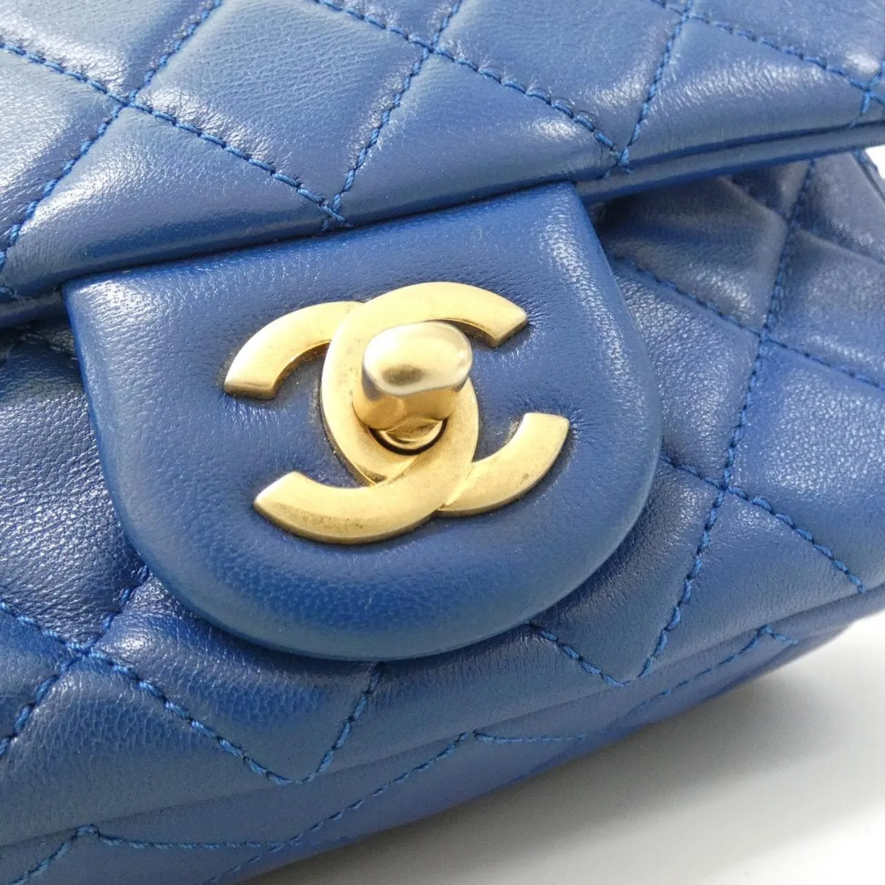 CHANEL Chanel 19 AS1786 肩背包 羊皮 5