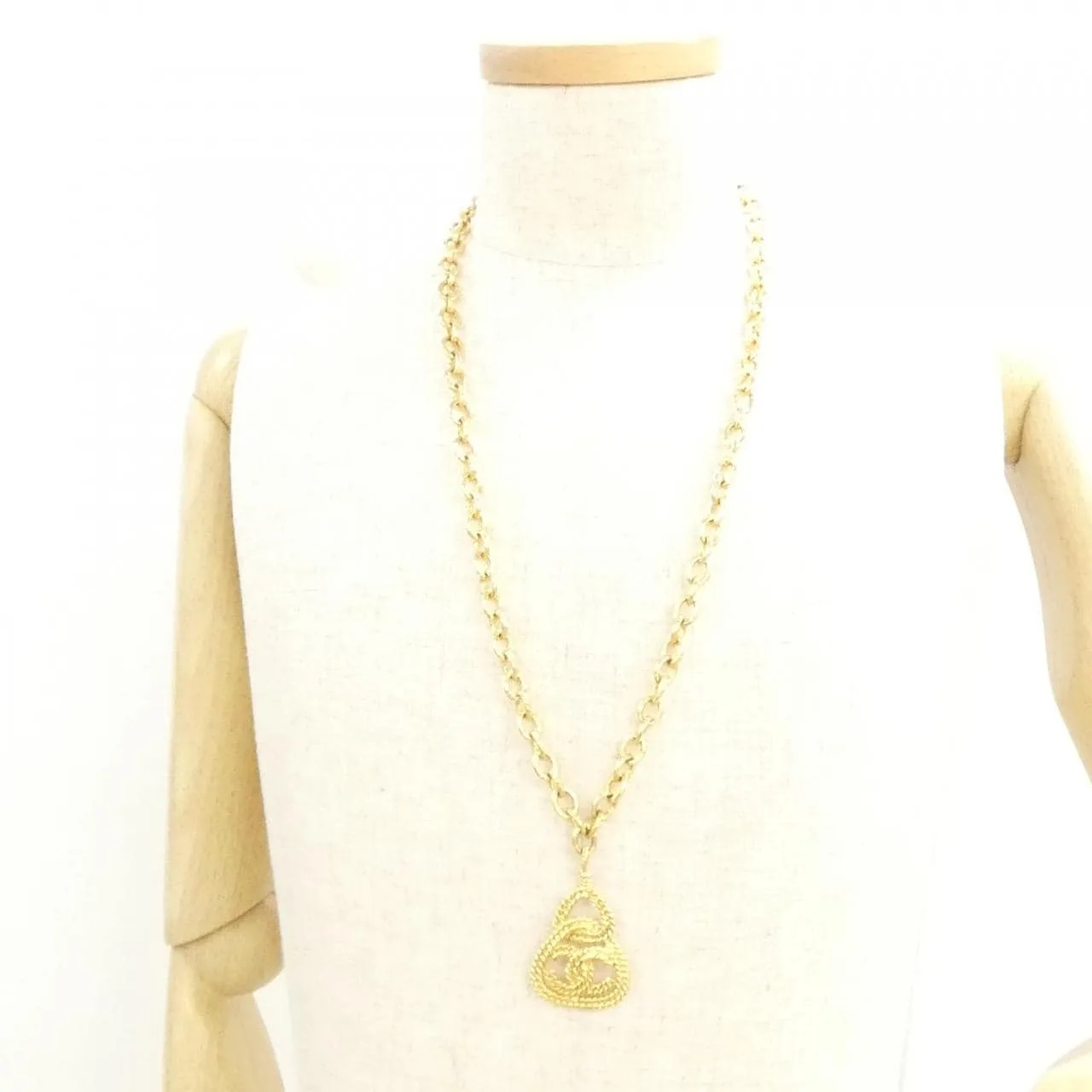 CHANEL Accessories 5