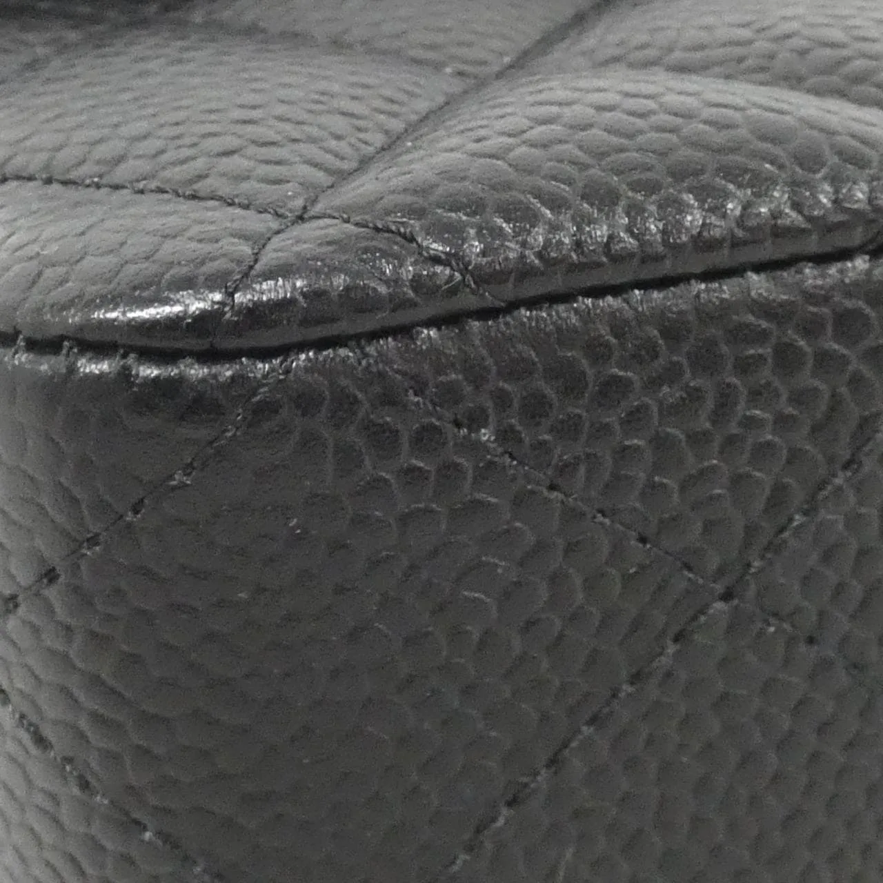 CHANEL Matelasse 1112 Shoulder Grained Calfskin 3