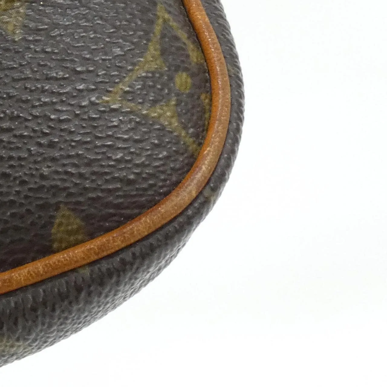 LOUIS VUITTON Pochette M60018 肩背包 Monogram 3