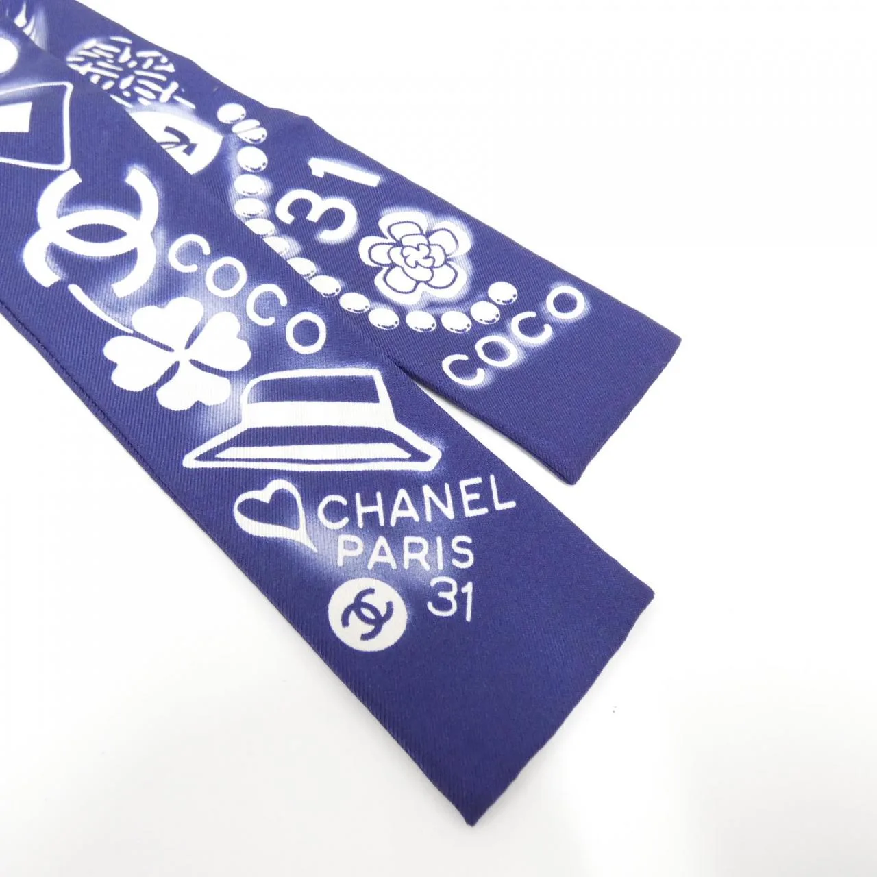 CHANEL AA0349 Accessories 2