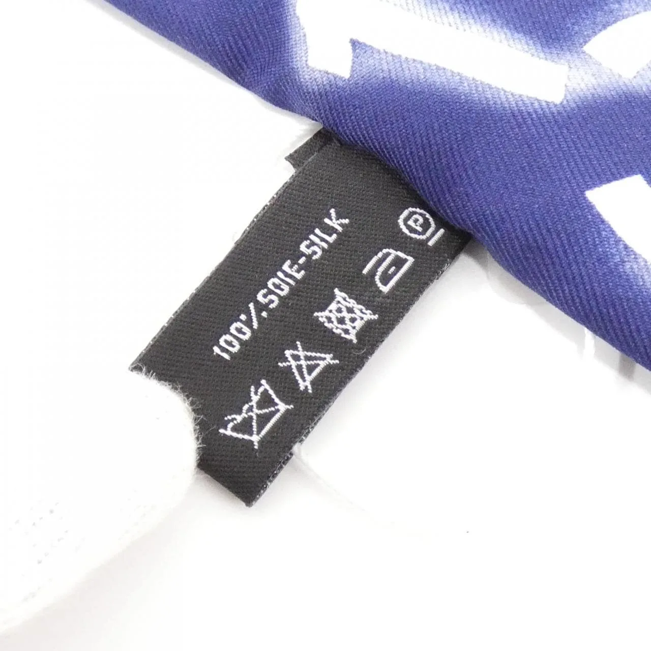 CHANEL AA0349 Accessories 4