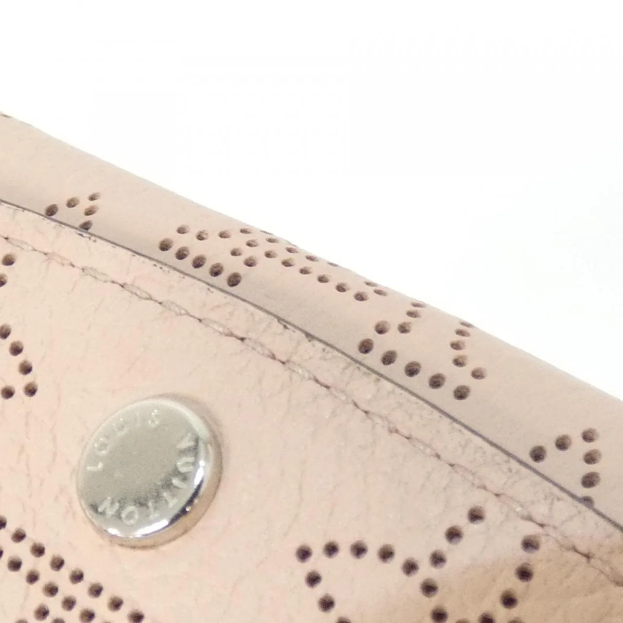 LOUIS VUITTON Mahina M64056 鎖匙包 3