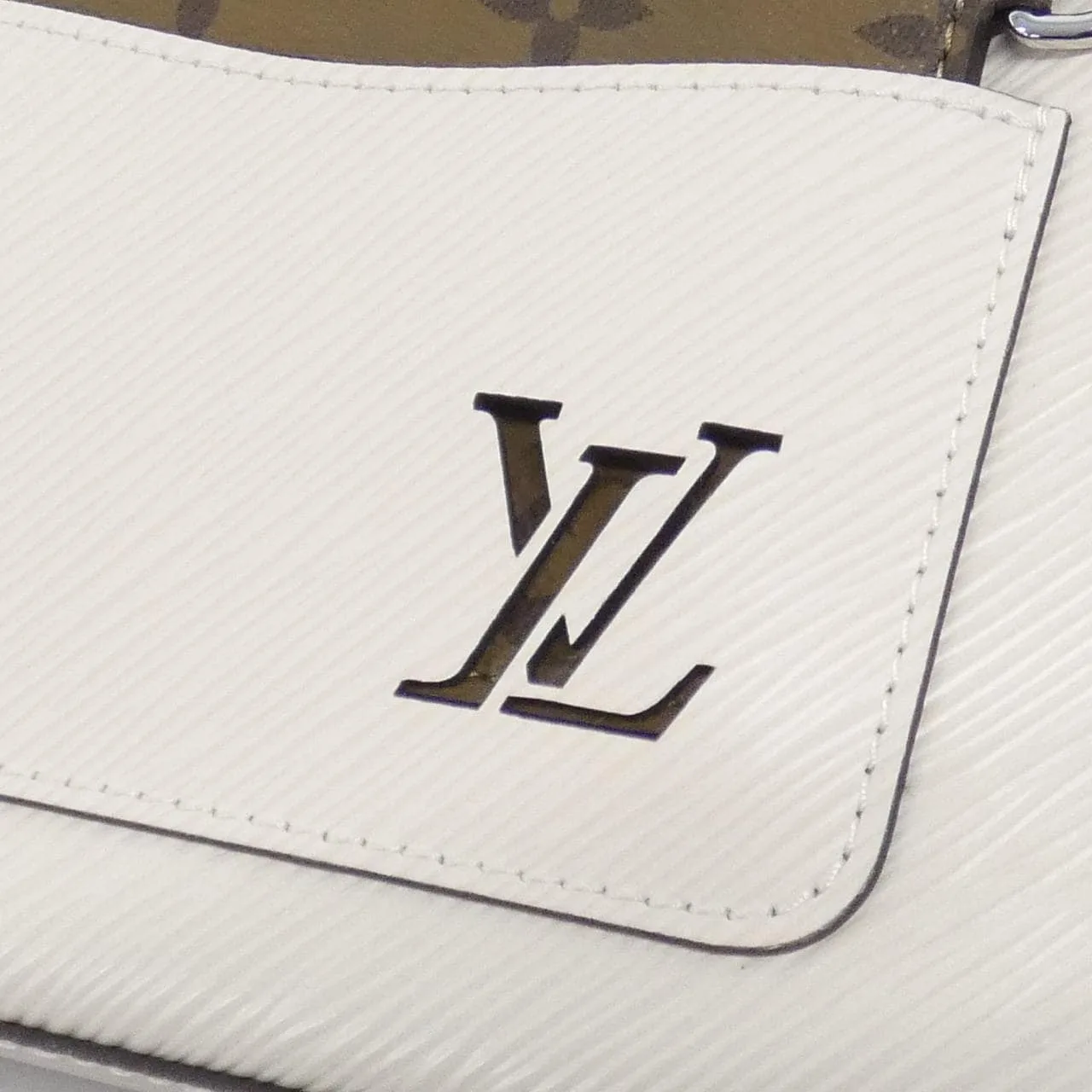 LOUIS VUITTON M80688 Shoulder Epi 4