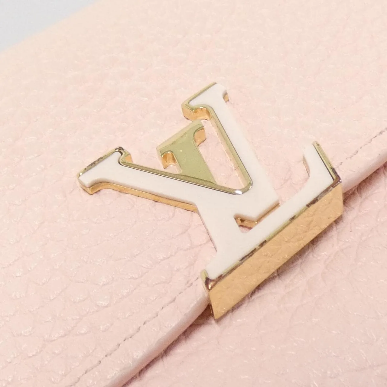 LOUIS VUITTON Capucines M82361 Wallet 4