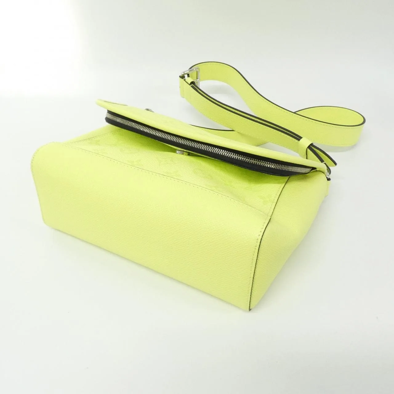 LOUIS VUITTON M14079 手提包 帆布 3