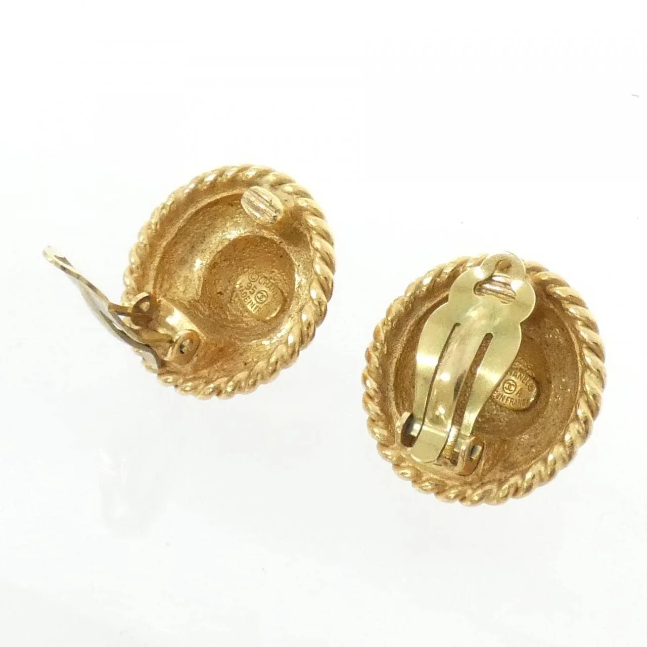 CHANEL Accessories 3