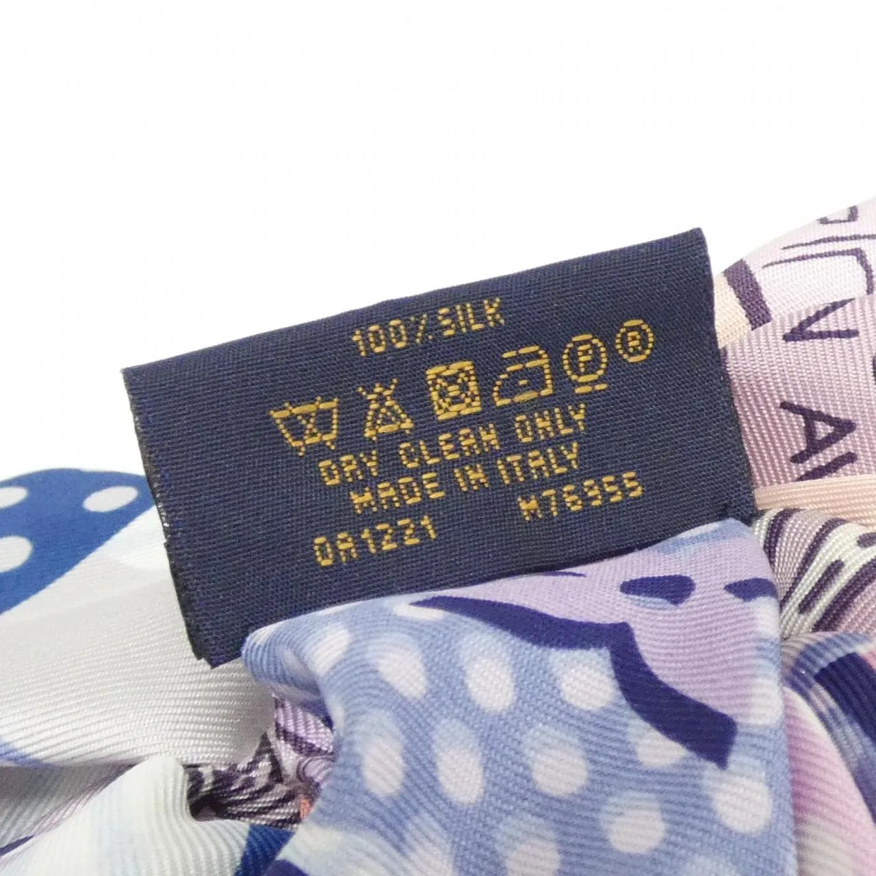 LOUIS VUITTON M76955 Wallet 3
