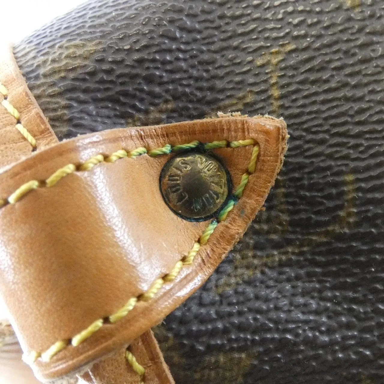 LOUIS VUITTON Saumur M42256 Shoulder Monogram 3