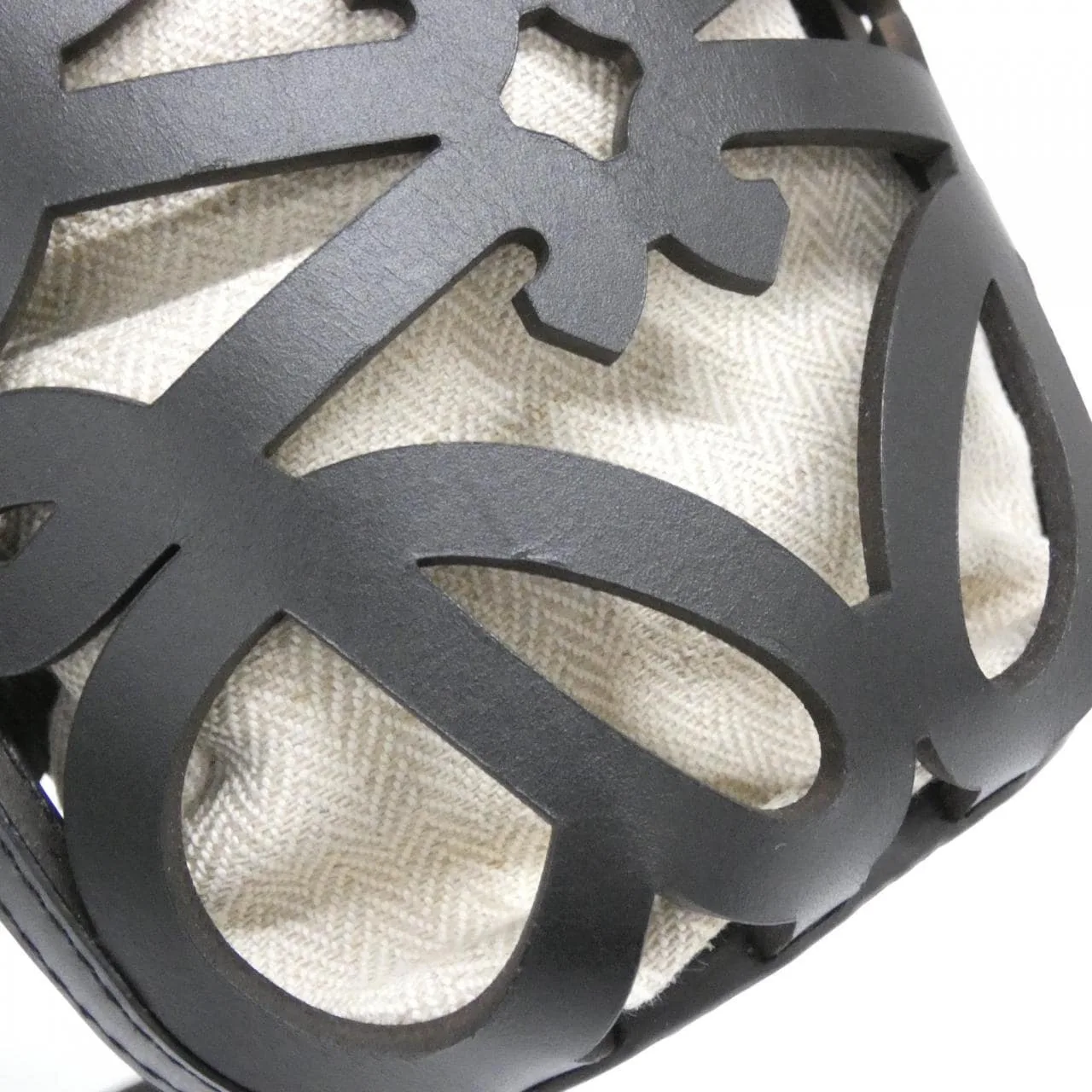 LOEWE C922Y62X02 Shoulder Lambskin 黑色 羊皮 中古品A - 縮圖 3