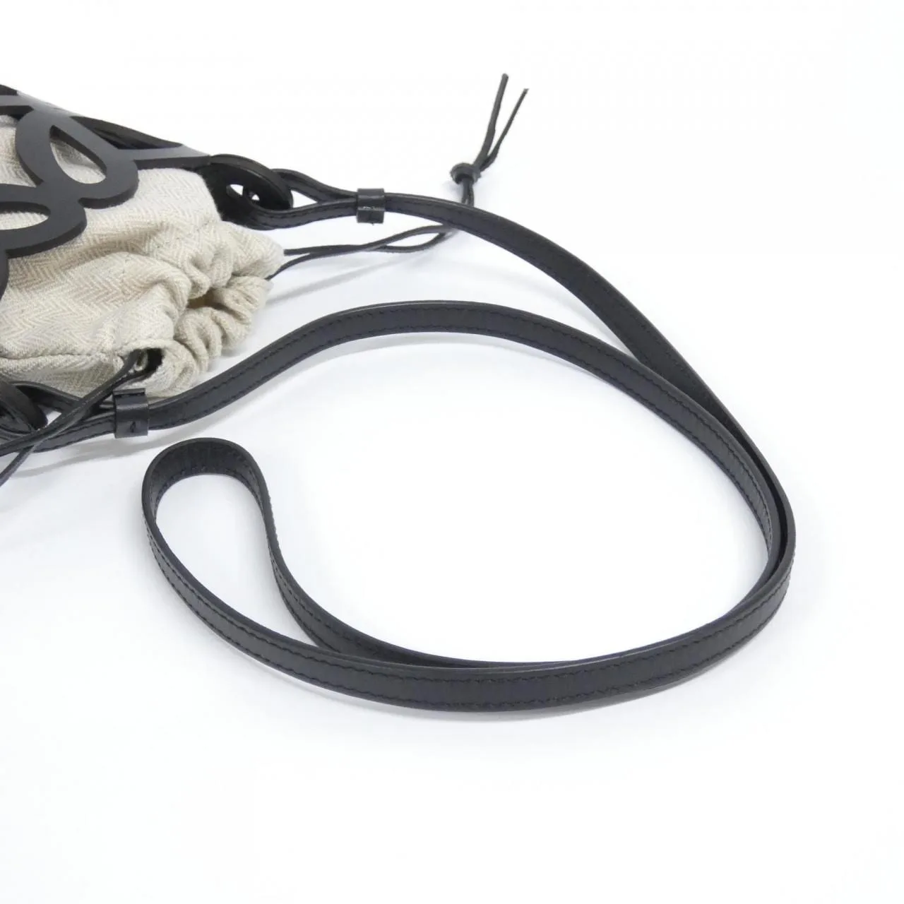 LOEWE C922Y62X02 Shoulder Lambskin 黑色 羊皮 中古品A - 縮圖 5