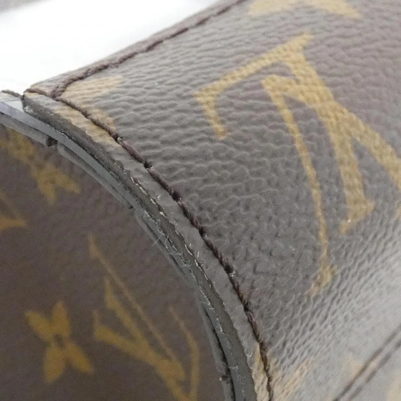 LOUIS VUITTON M81588 小袋 Monogram 3