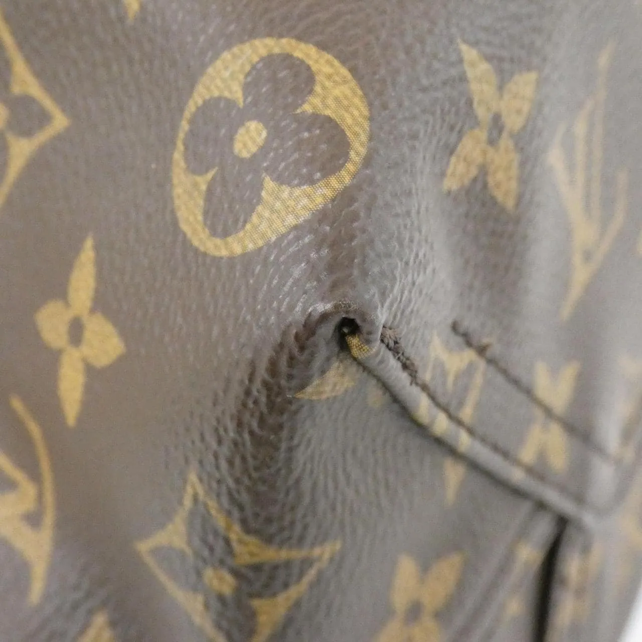 LOUIS VUITTON M46817 Handbag Monogram 3