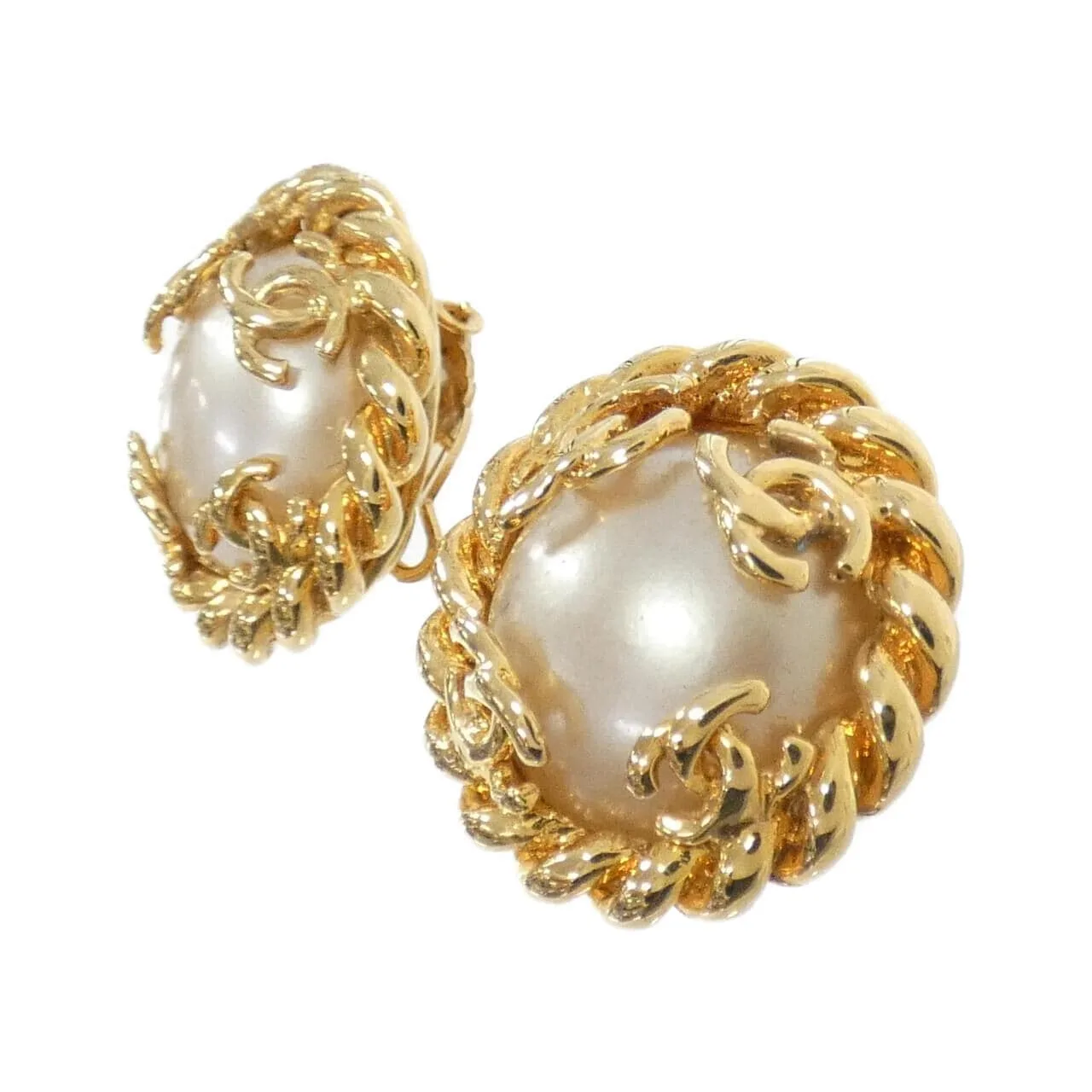 CHANEL Accessories 2