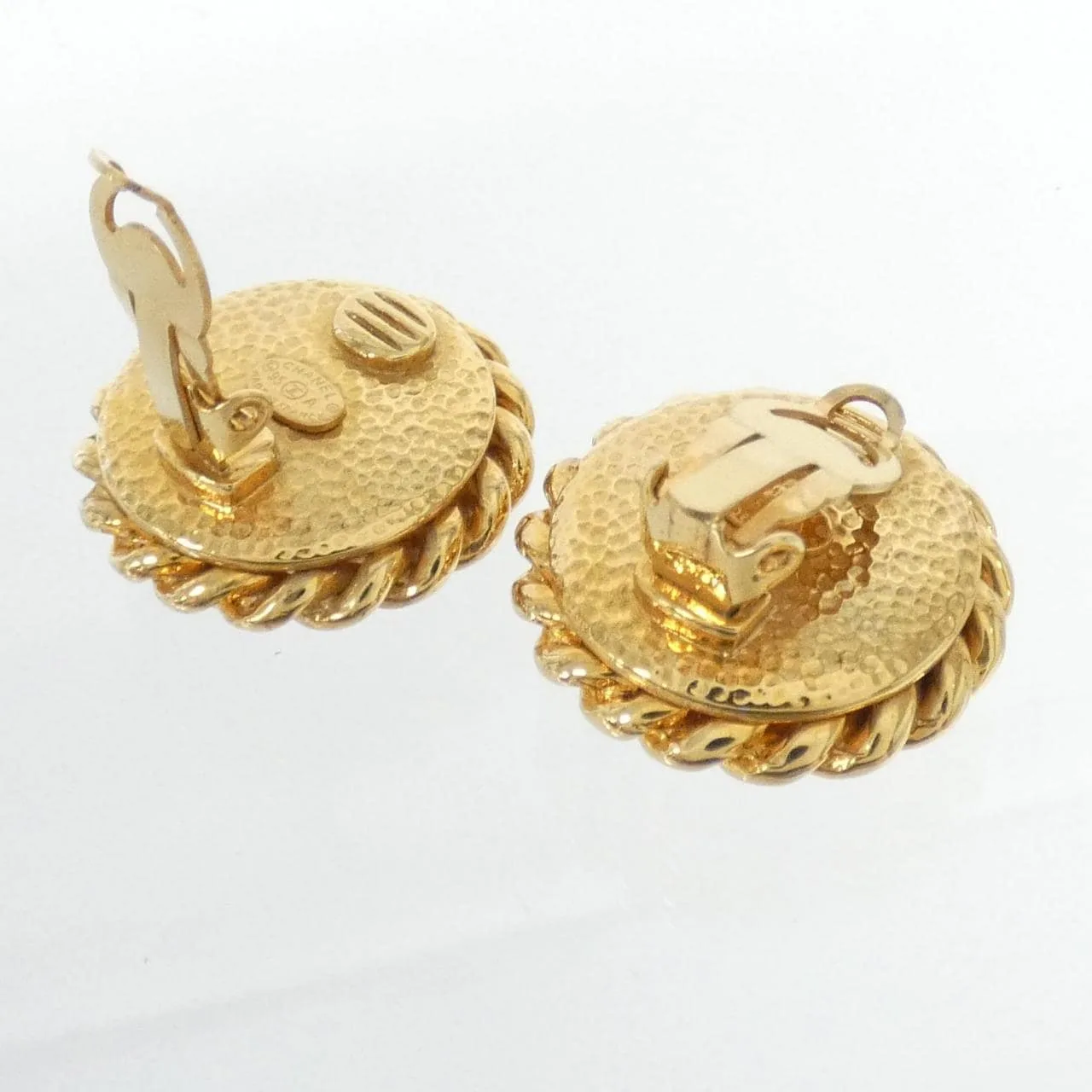 CHANEL Accessories 3