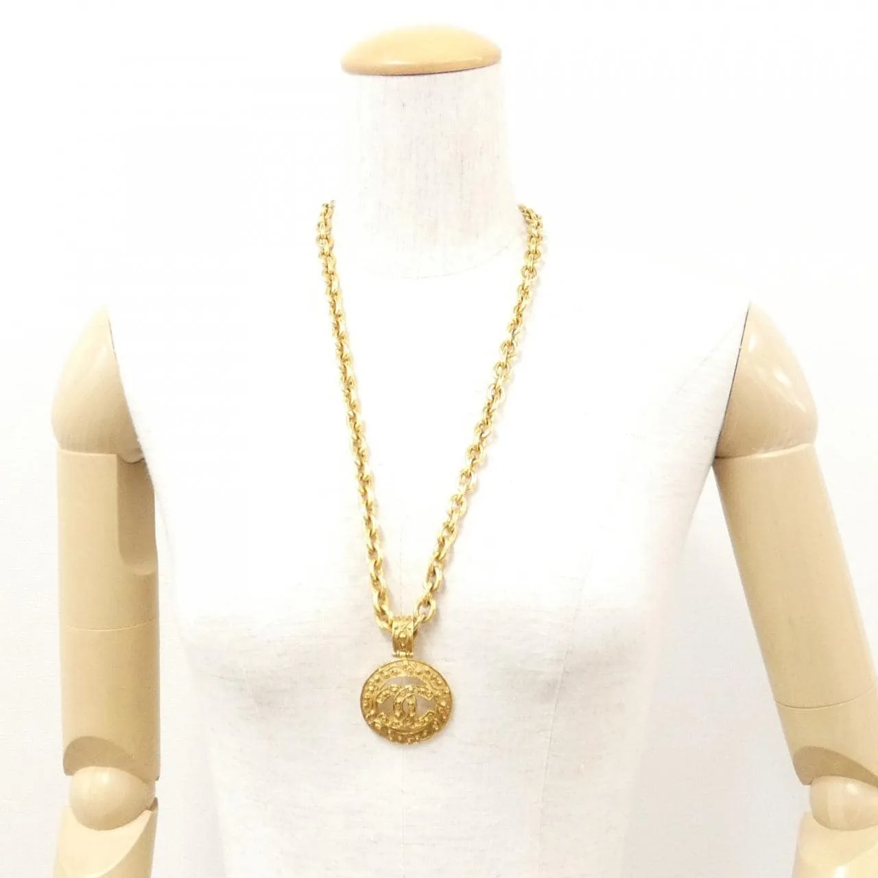 CHANEL Accessories 5