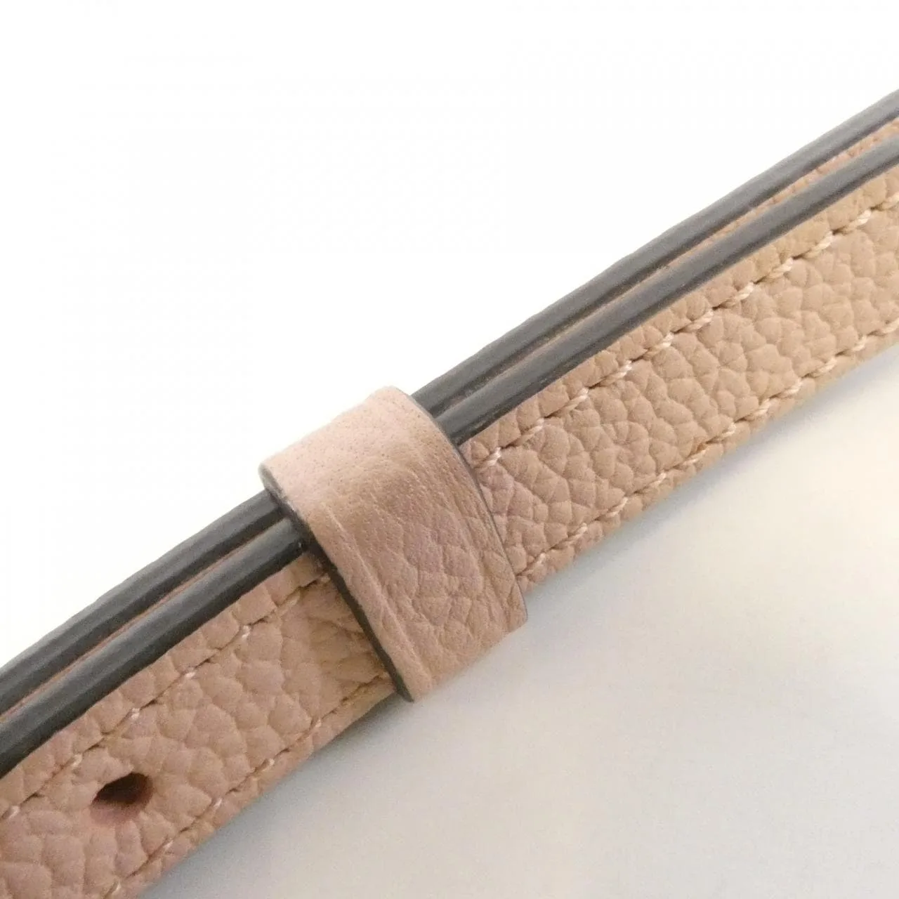 LOUIS VUITTON Mahina M80092 肩背包 5