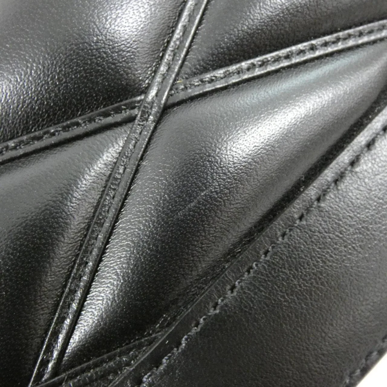 LOUIS VUITTON Alma M23688 Handbag Lambskin 5