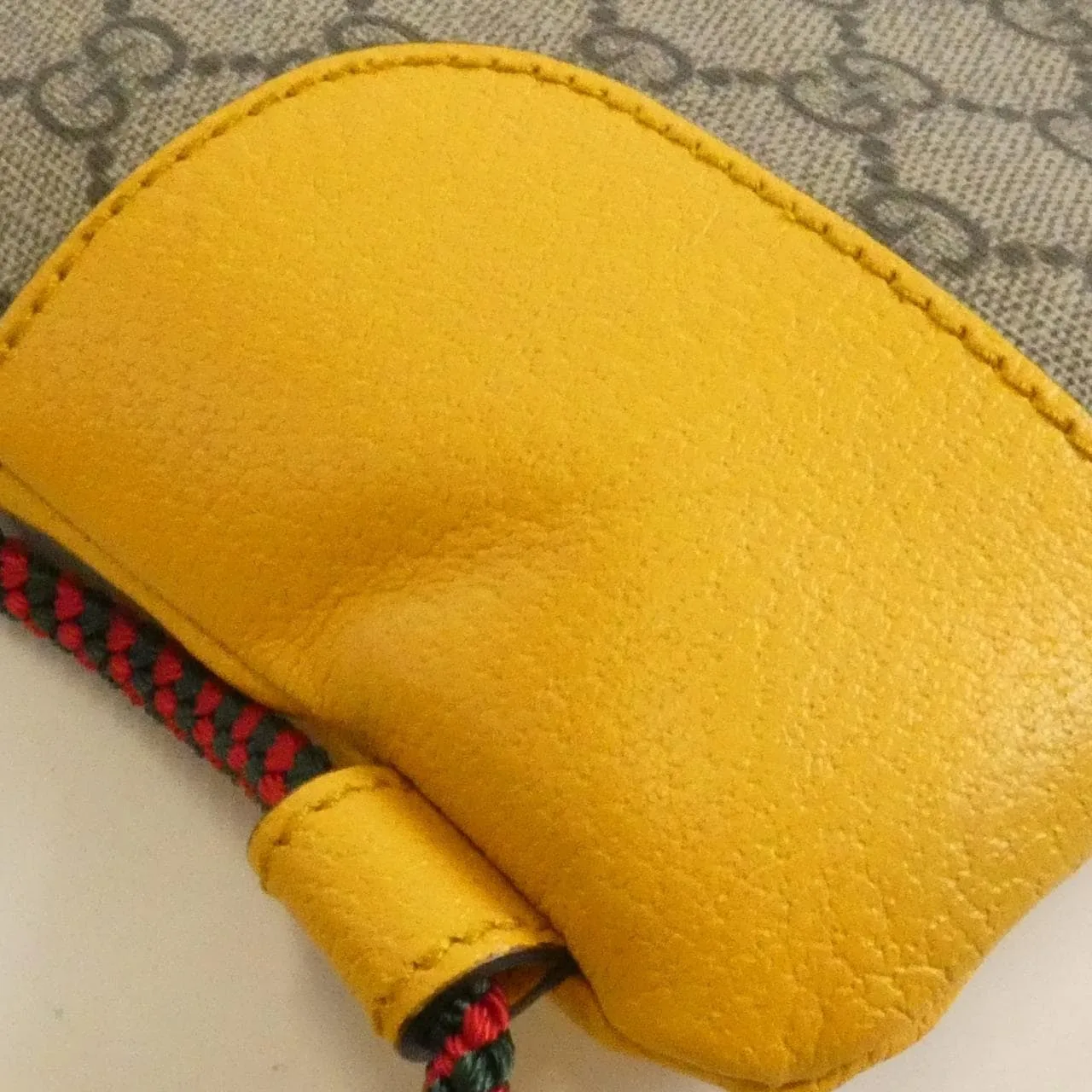 GUCCI 473872 K9RKT Backpack Canvas 黑色 帆布 中古品A - 縮圖 4